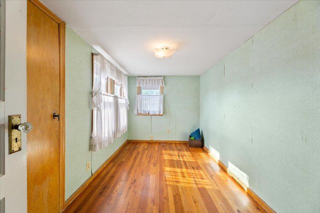 723 N 30TH Street, Council Bluffs, IA 51501