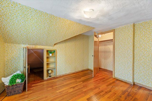 723 N 30TH Street, Council Bluffs, IA 51501