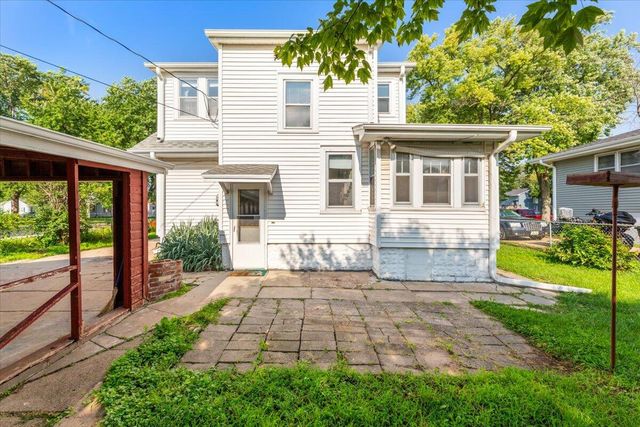 723 N 30TH Street, Council Bluffs, IA 51501