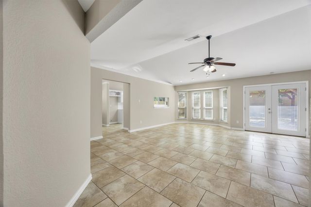 630 Berkley Drive, Grapevine, TX 76051