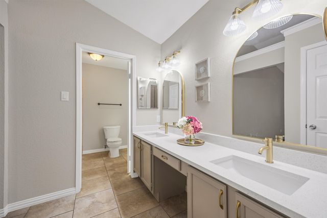 630 Berkley Drive, Grapevine, TX 76051