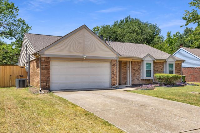 630 Berkley Drive, Grapevine, TX 76051