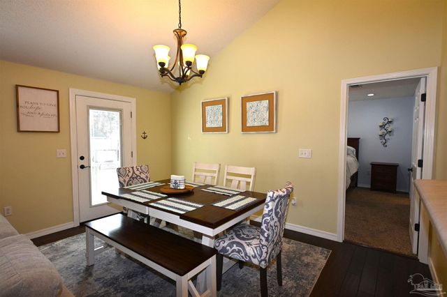 7409 Frankfort St, Navarre, FL 32566