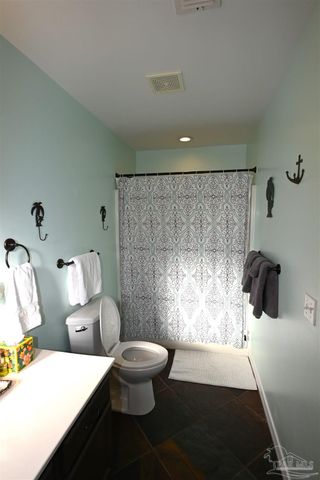 7409 Frankfort St, Navarre, FL 32566