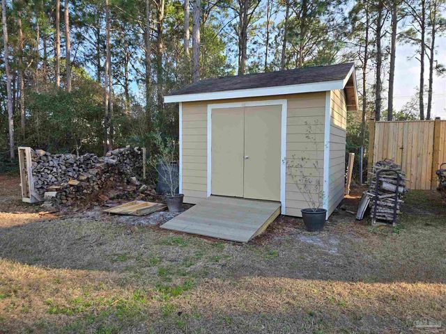 7409 Frankfort St, Navarre, FL 32566