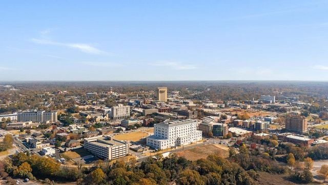 561 Bee Street, Spartanburg, SC 29301