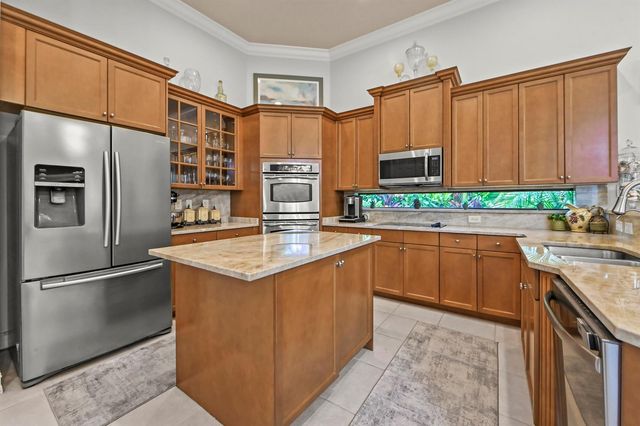 8729 Wellington View Drive, West Palm Beach, FL 33411