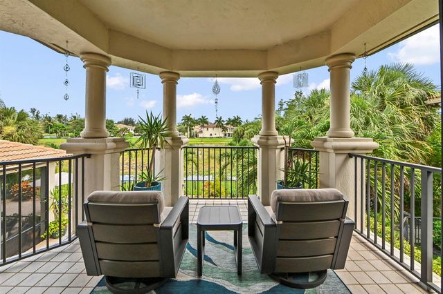8729 Wellington View Drive, West Palm Beach, FL 33411