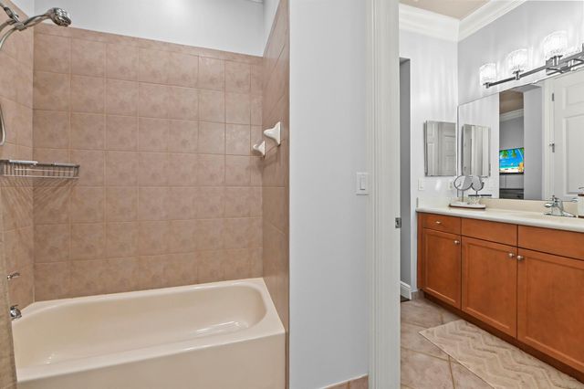 8729 Wellington View Drive, West Palm Beach, FL 33411