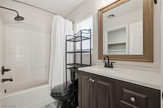 8432 Warthen Meadows Street, Las Vegas, NV 89131