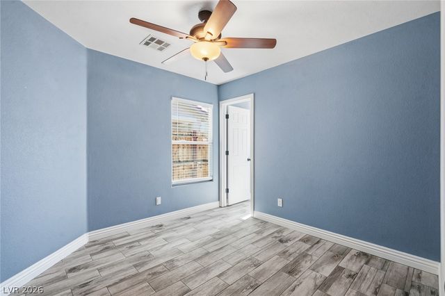 8432 Warthen Meadows Street, Las Vegas, NV 89131