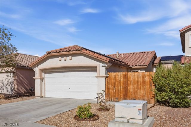8432 Warthen Meadows Street, Las Vegas, NV 89131
