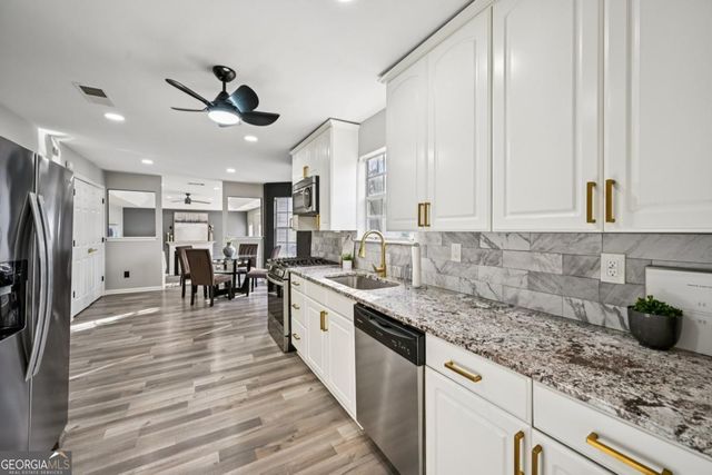 2985 Patty Hollow, Decatur, GA 30034