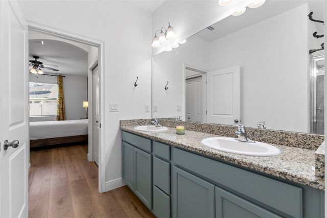 5062 EMERALD ACRES WAY, Zephyrhills, FL 33541