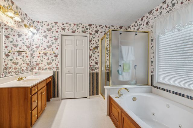 6873 Giles Hill Rd, College Grove, TN 37046