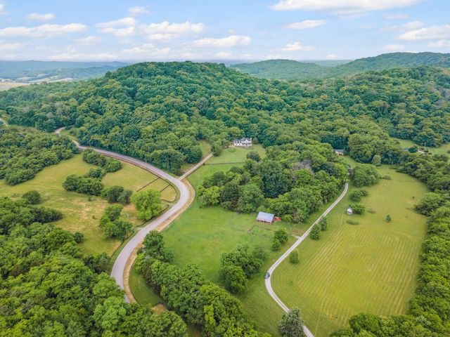 6873 Giles Hill Rd, College Grove, TN 37046