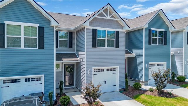 738 Cottoncloud Dr, Lebanon, TN 37090