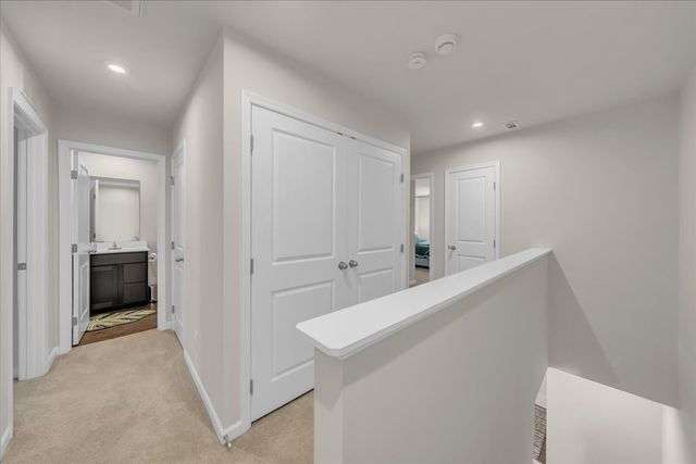 738 Cottoncloud Dr, Lebanon, TN 37090