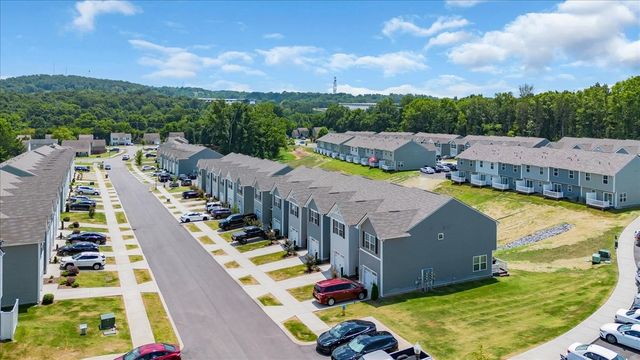 738 Cottoncloud Dr, Lebanon, TN 37090