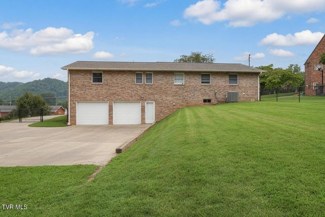 126 Clay Little Road, Elizabethton, TN 37643