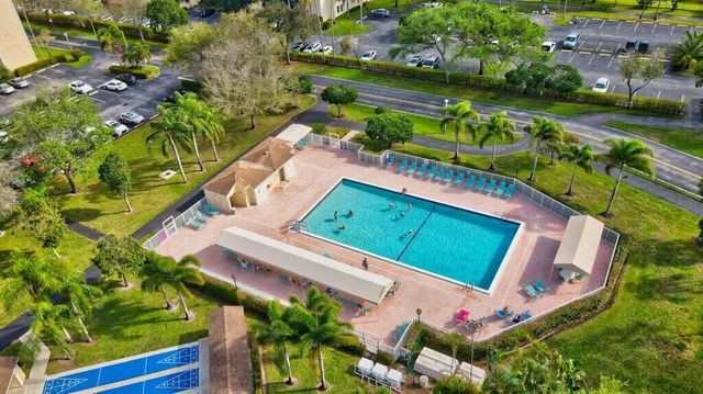 7270 Ashford Place 106, Delray Beach, FL 33446