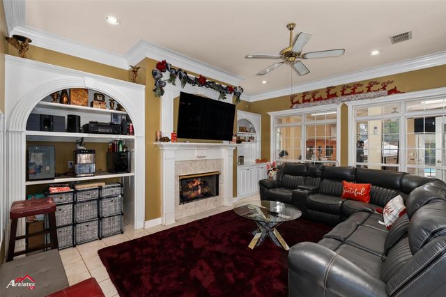 520 Parklane Drive, Bossier City, LA 71111