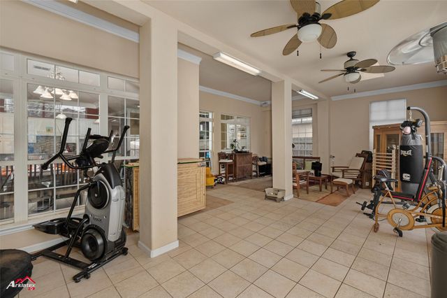 520 Parklane Drive, Bossier City, LA 71111