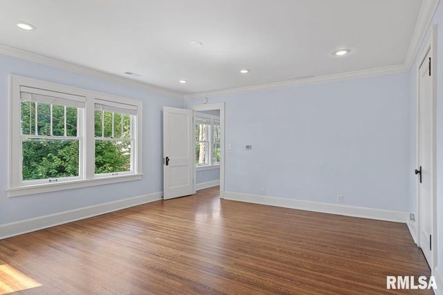 1835 MOUND Road, Jacksonville, IL 62650