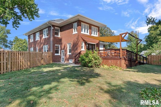 1835 MOUND Road, Jacksonville, IL 62650