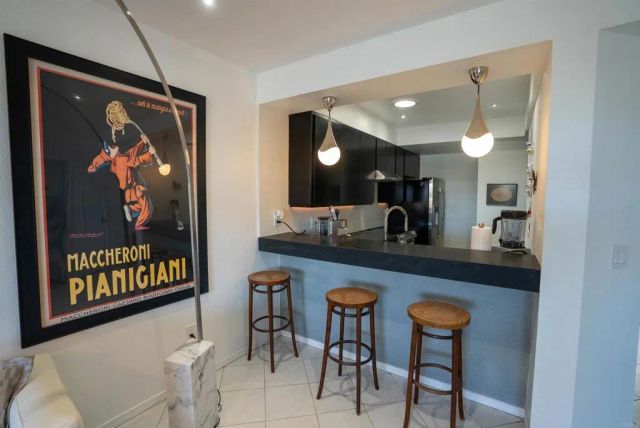 3098 Rue D'Orleans 311, San Diego, CA 92110
