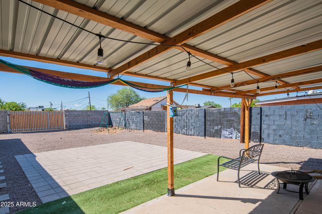 206 N 5TH Street, Avondale, AZ 85323