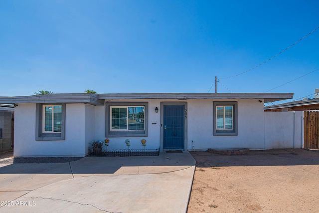 206 N 5TH Street, Avondale, AZ 85323