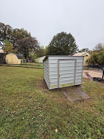 619 S Ash Street, Harrison, AR 72601