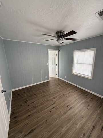 619 S Ash Street, Harrison, AR 72601