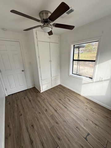 619 S Ash Street, Harrison, AR 72601