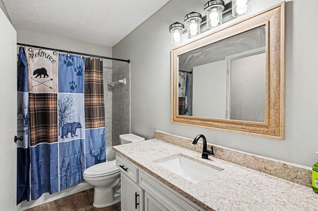 48 Maple Island Road, Burnsville, MN 55306