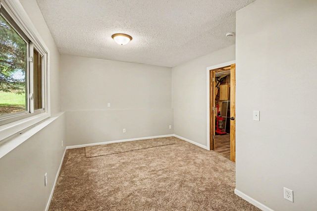 48 Maple Island Road, Burnsville, MN 55306