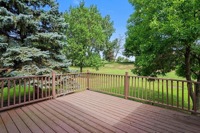 48 Maple Island Road, Burnsville, MN 55306