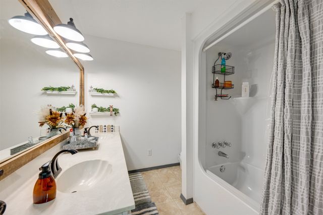 1876 Fm 906 E, Powderly, TX 75473