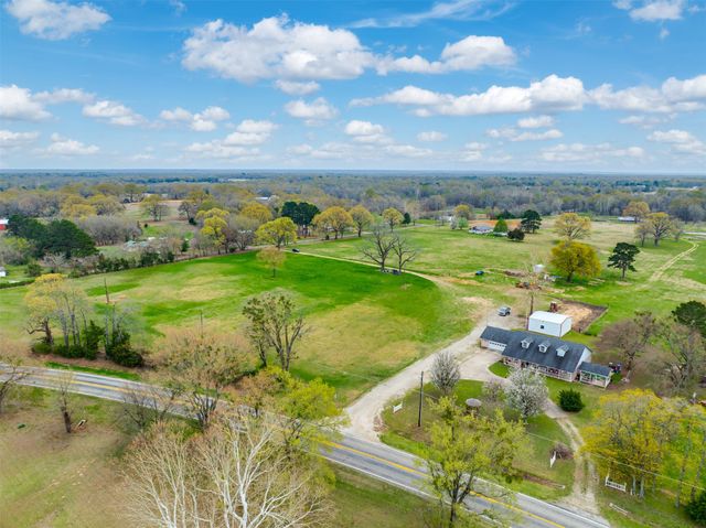 1876 Fm 906 E, Powderly, TX 75473