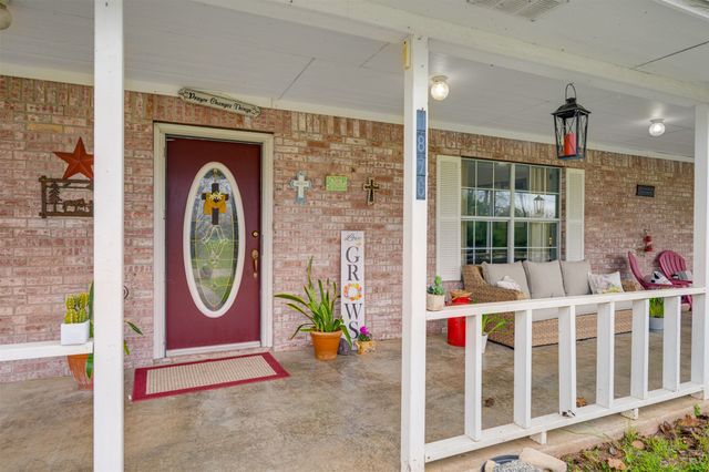 1876 Fm 906 E, Powderly, TX 75473