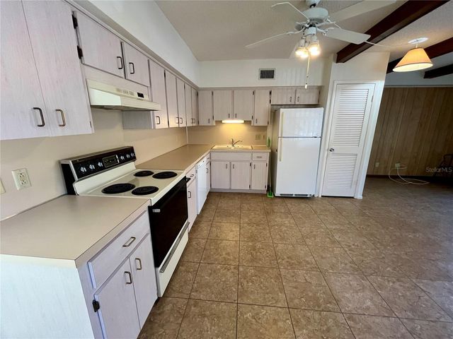 2228 SWEDISH DRIVE 36, Clearwater, FL 33763