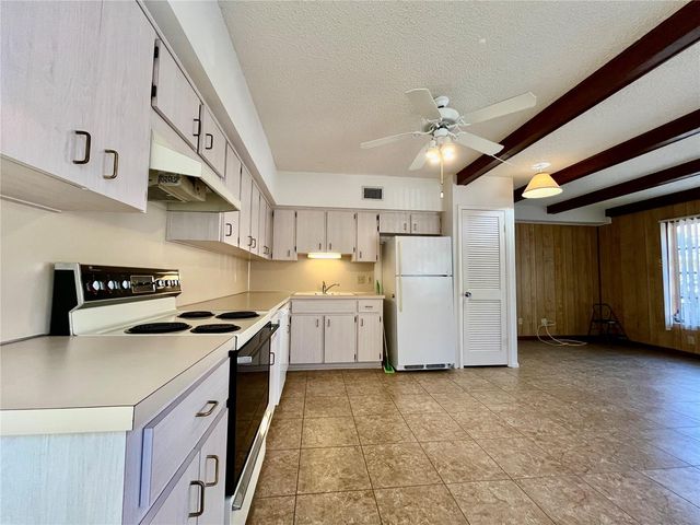 2228 SWEDISH DRIVE 36, Clearwater, FL 33763