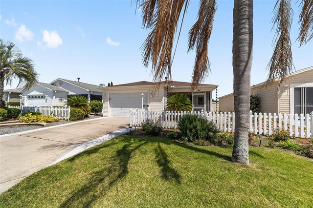2403 BATON PLACE, The Villages, FL 32162