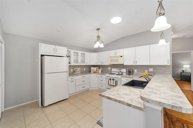 2403 BATON PLACE, The Villages, FL 32162