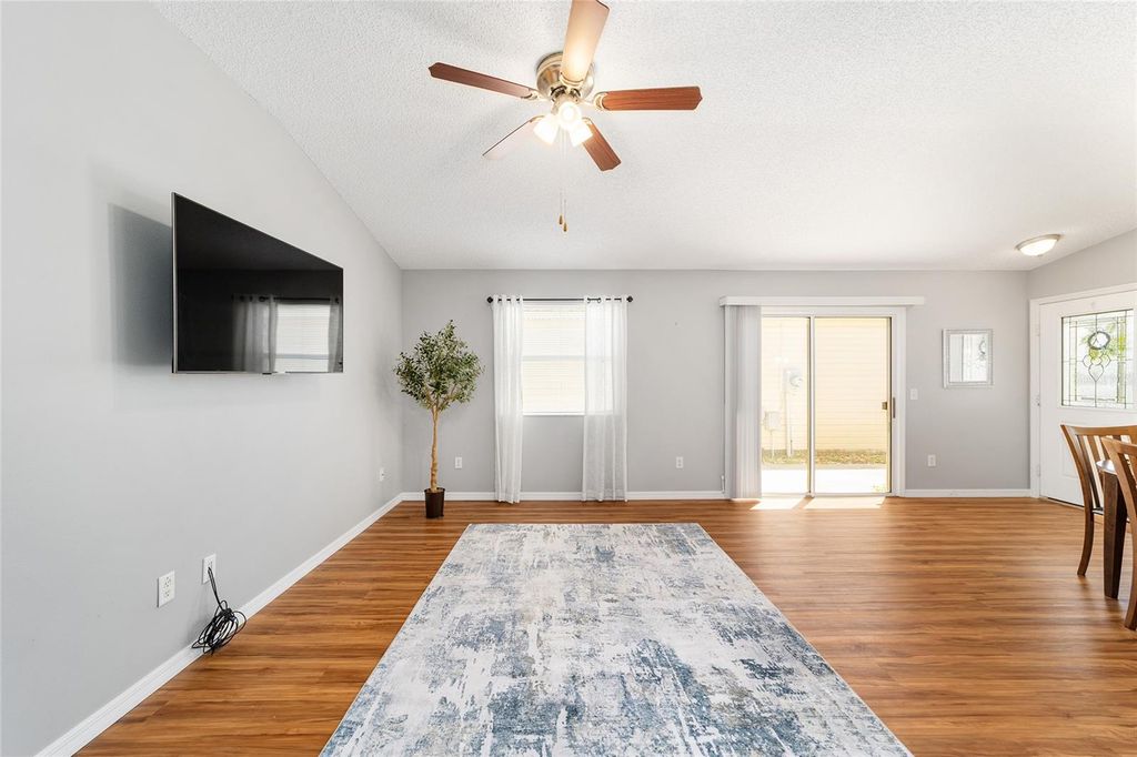 Image 32 of property listing at 2403 BATON PLACE, The Villages, FL 32162