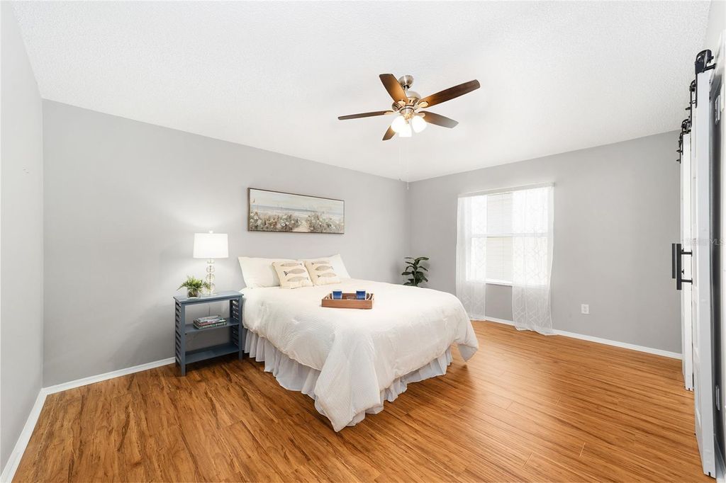 Image 10 of property listing at 2403 BATON PLACE, The Villages, FL 32162