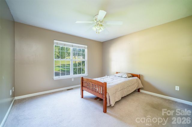 151 Willard Lane, Hendersonville, NC 28792