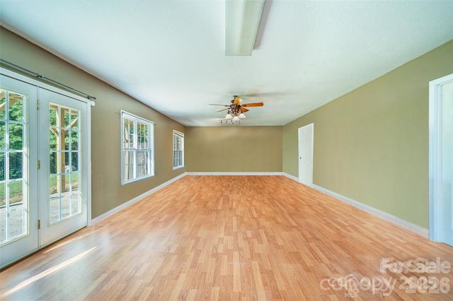 151 Willard Lane, Hendersonville, NC 28792