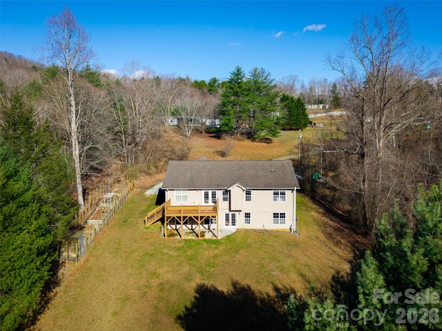 151 Willard Lane, Hendersonville, NC 28792
